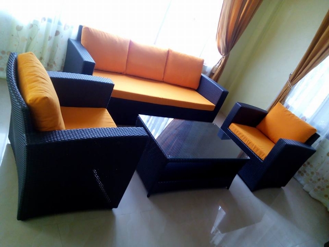 Myra Sofa Set